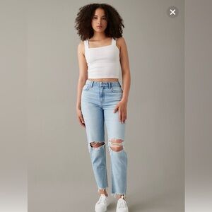 AE Strigid Curvy Ripped Mom Jean